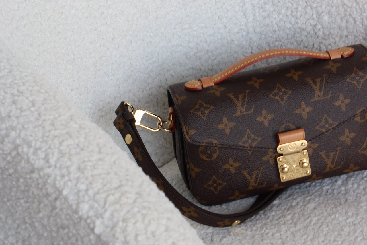 Start with a free skin consult